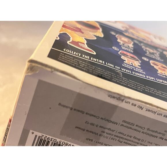 Funko Pop! WWE - HULK HOGAN #11 Vinyl Figure - Wrestling Collectible - Picture 9 of 10